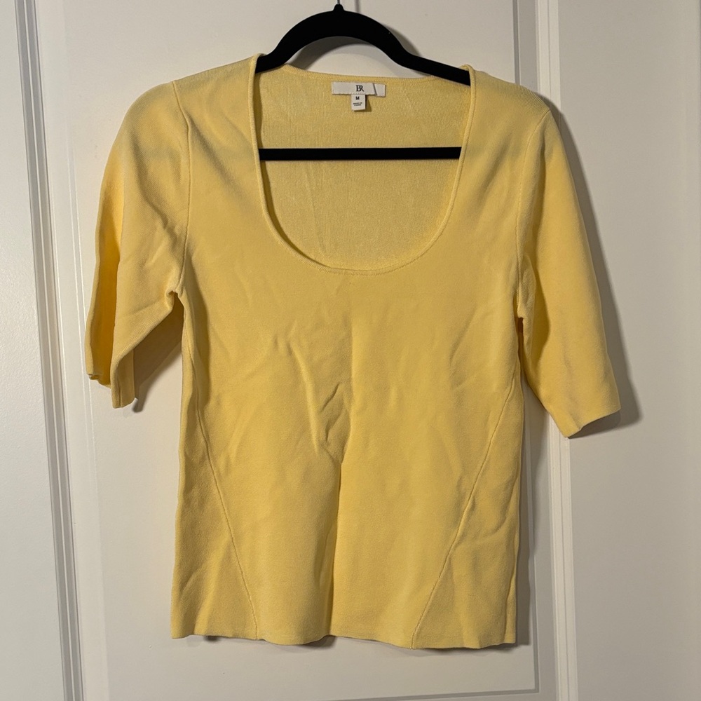 Banana Republic Soft Yellow Short Sleeve Top